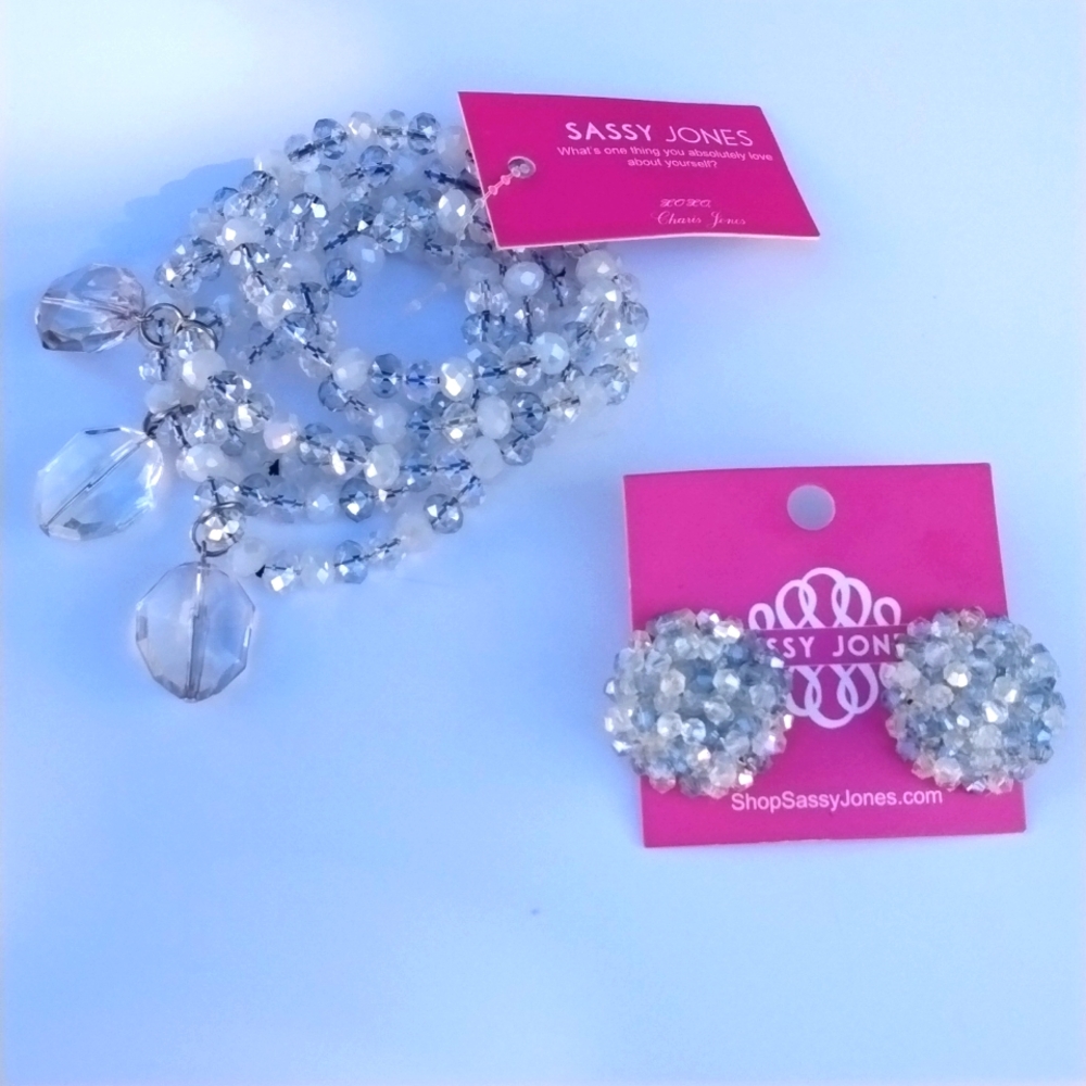 Sassy Jones Malia Glass Stack and Studs Set in White